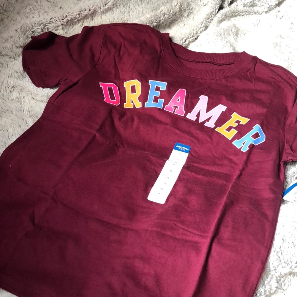 BRAND NEW GRAPHIC T-SHIRT by Arizona Jean Co